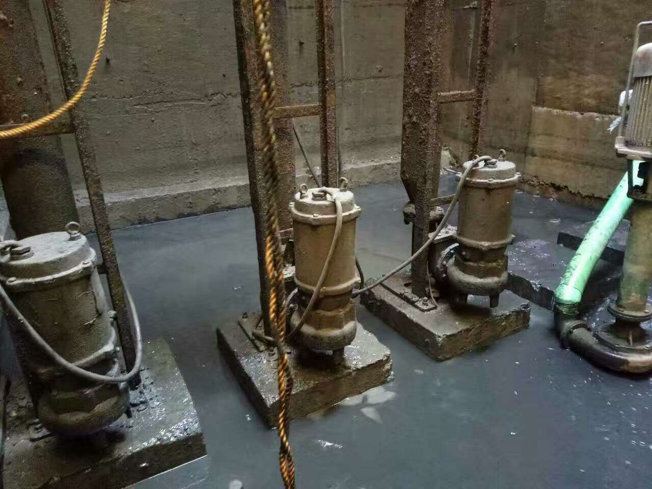 上蔡污水池清理