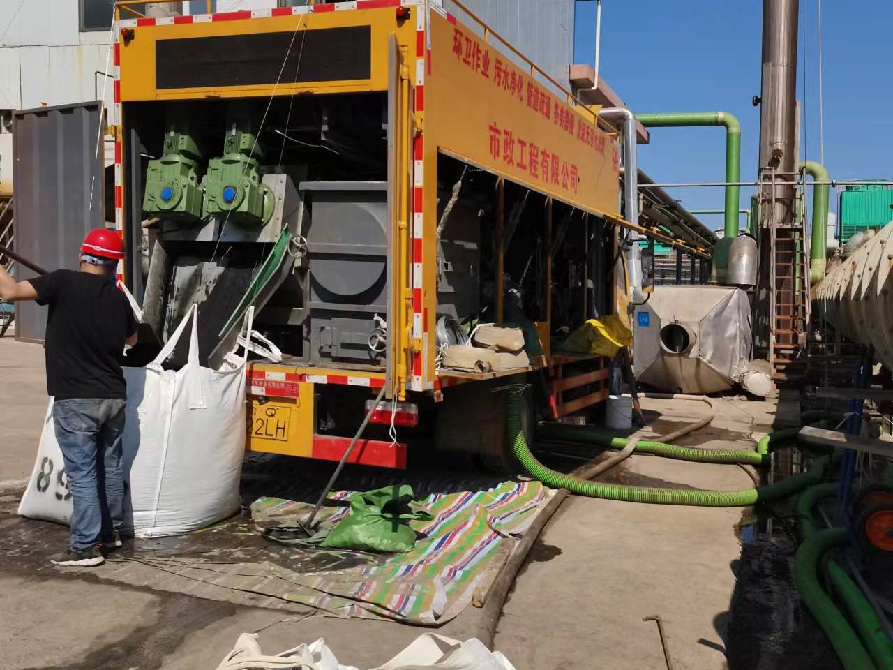 上蔡淤泥压干处理